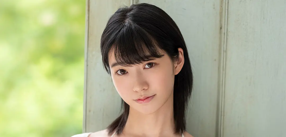 AV女優:琴音華